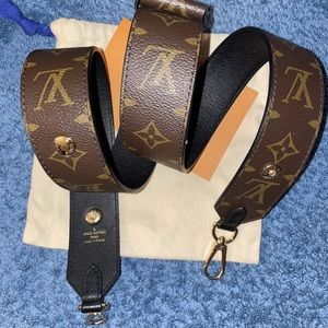 BANDOULIÈRE Louis Vuitton Strap